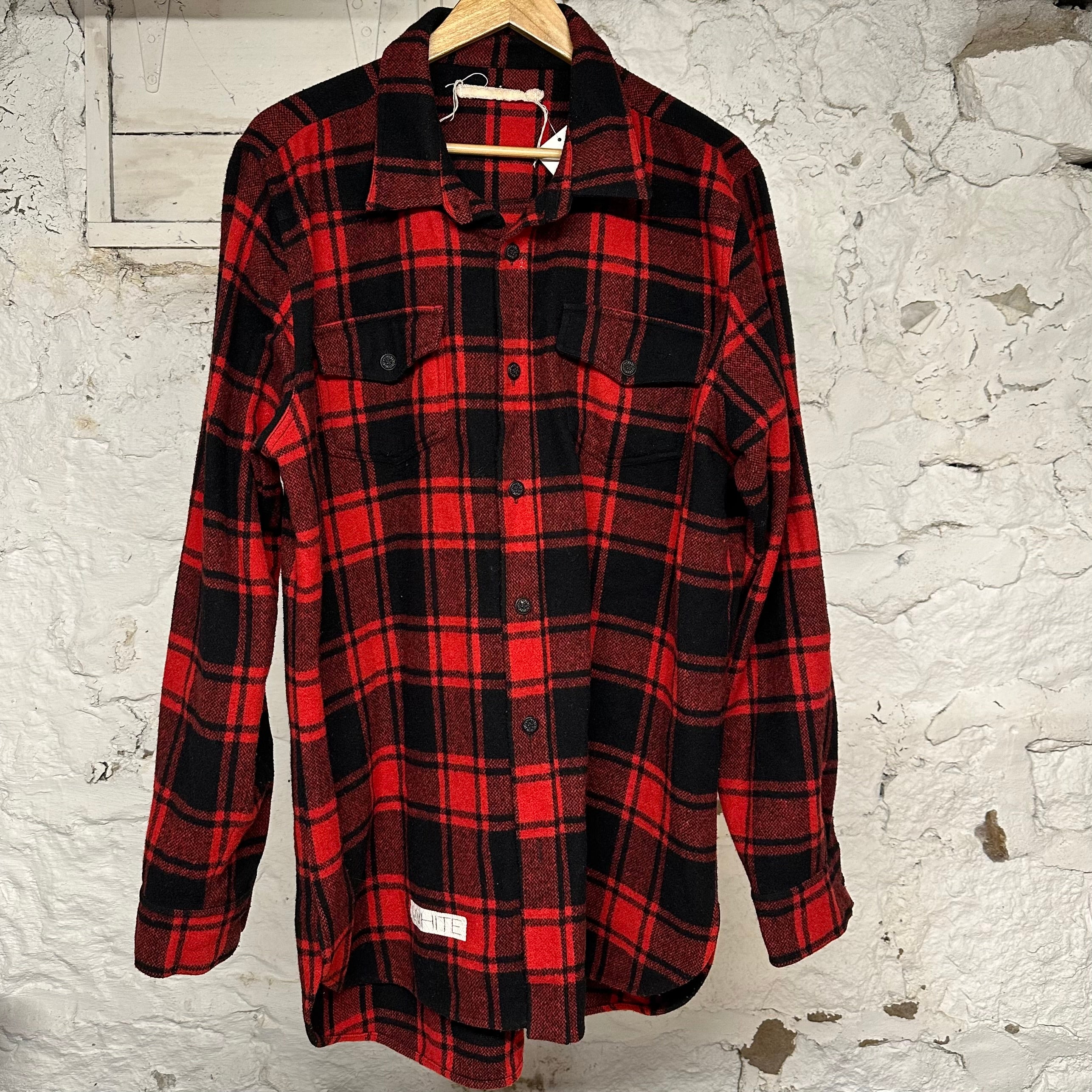 Off White Red Black Flannel Sz M