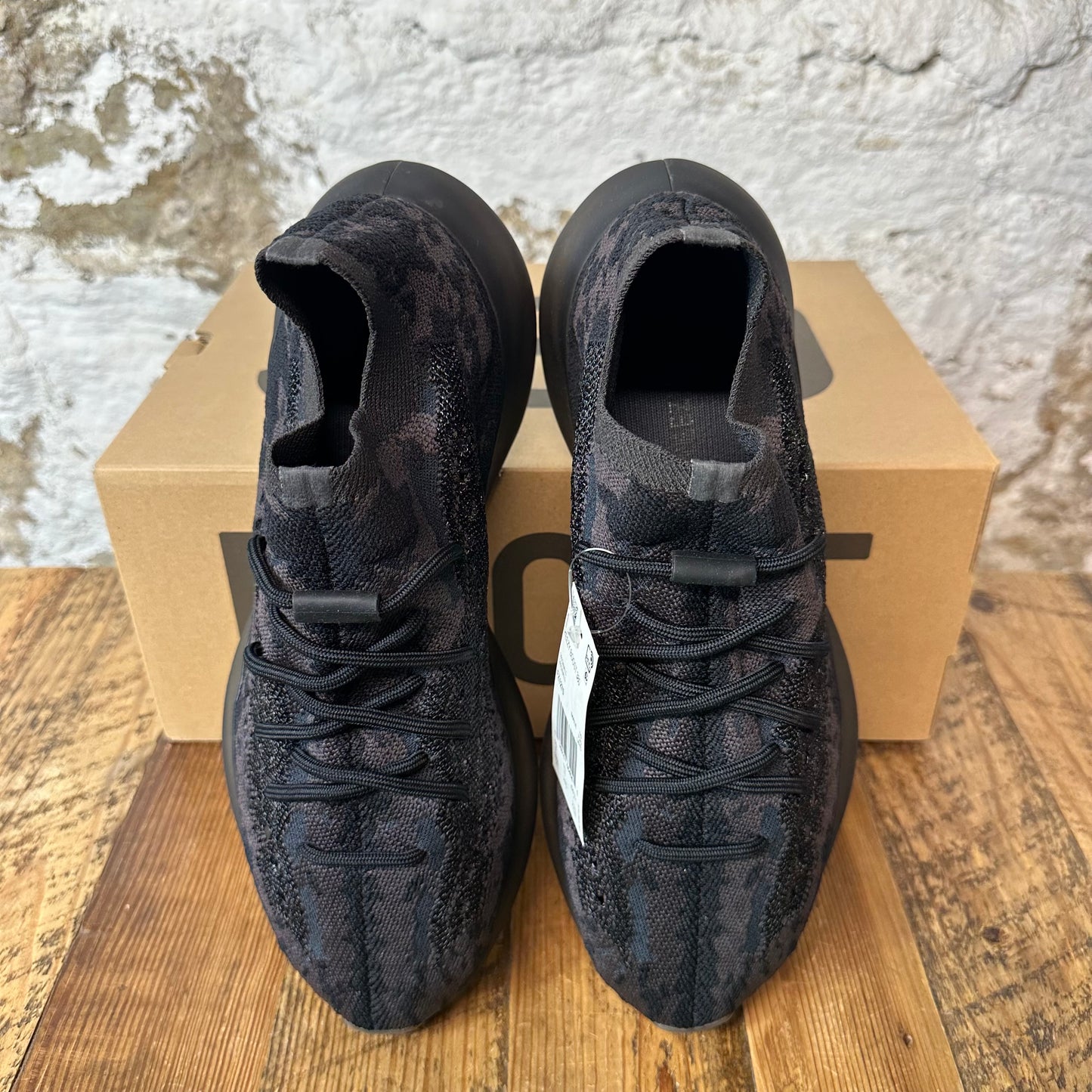 Yeezy 380 Onyx Sz 10.5 DS