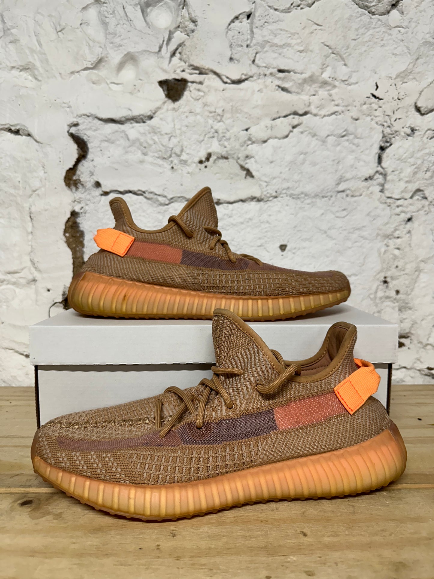 Yeezy 350 V2 Clay Sz 11