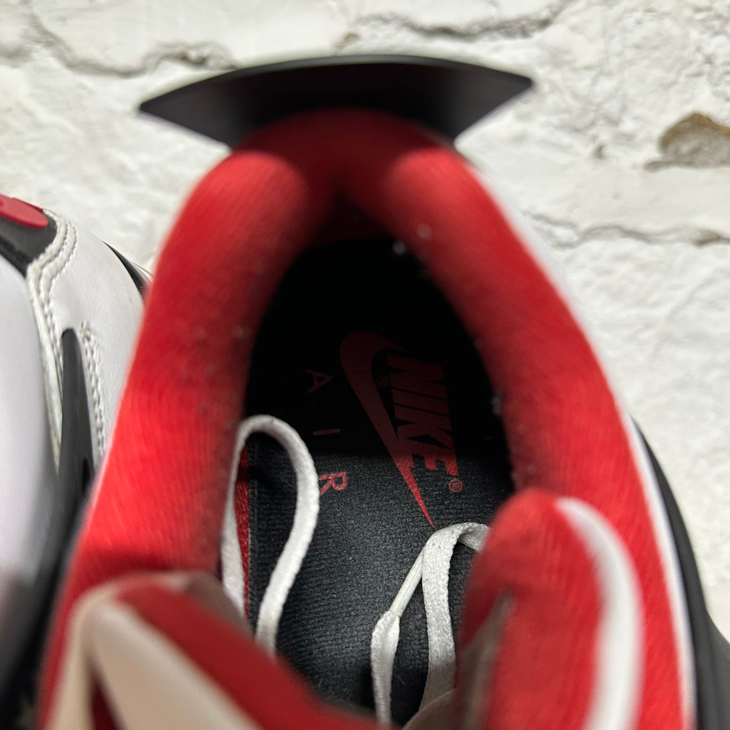 Air Jordan 4 Fire Red Sz 10