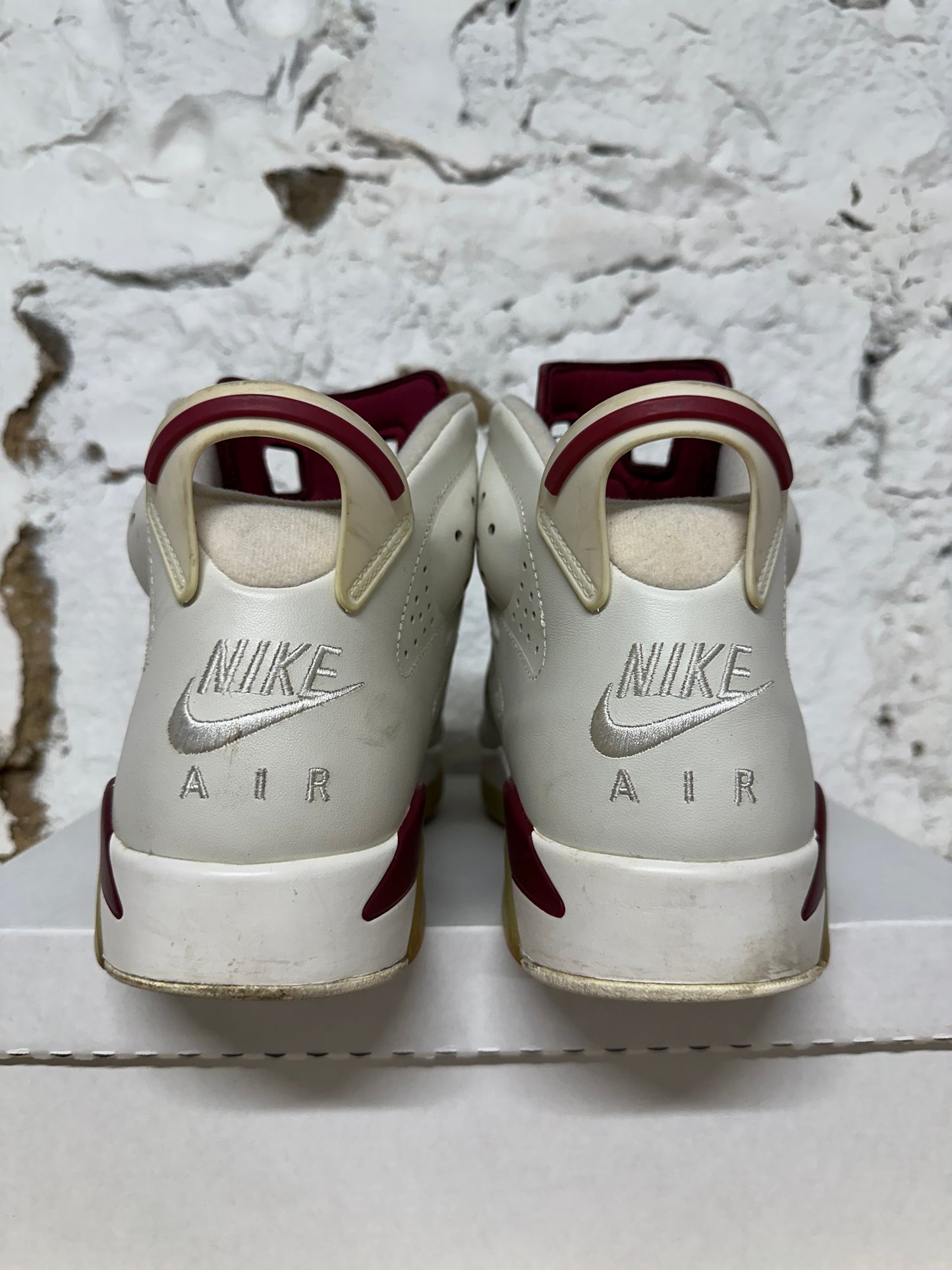 Air Jordan 6 Maroon Sz 11
