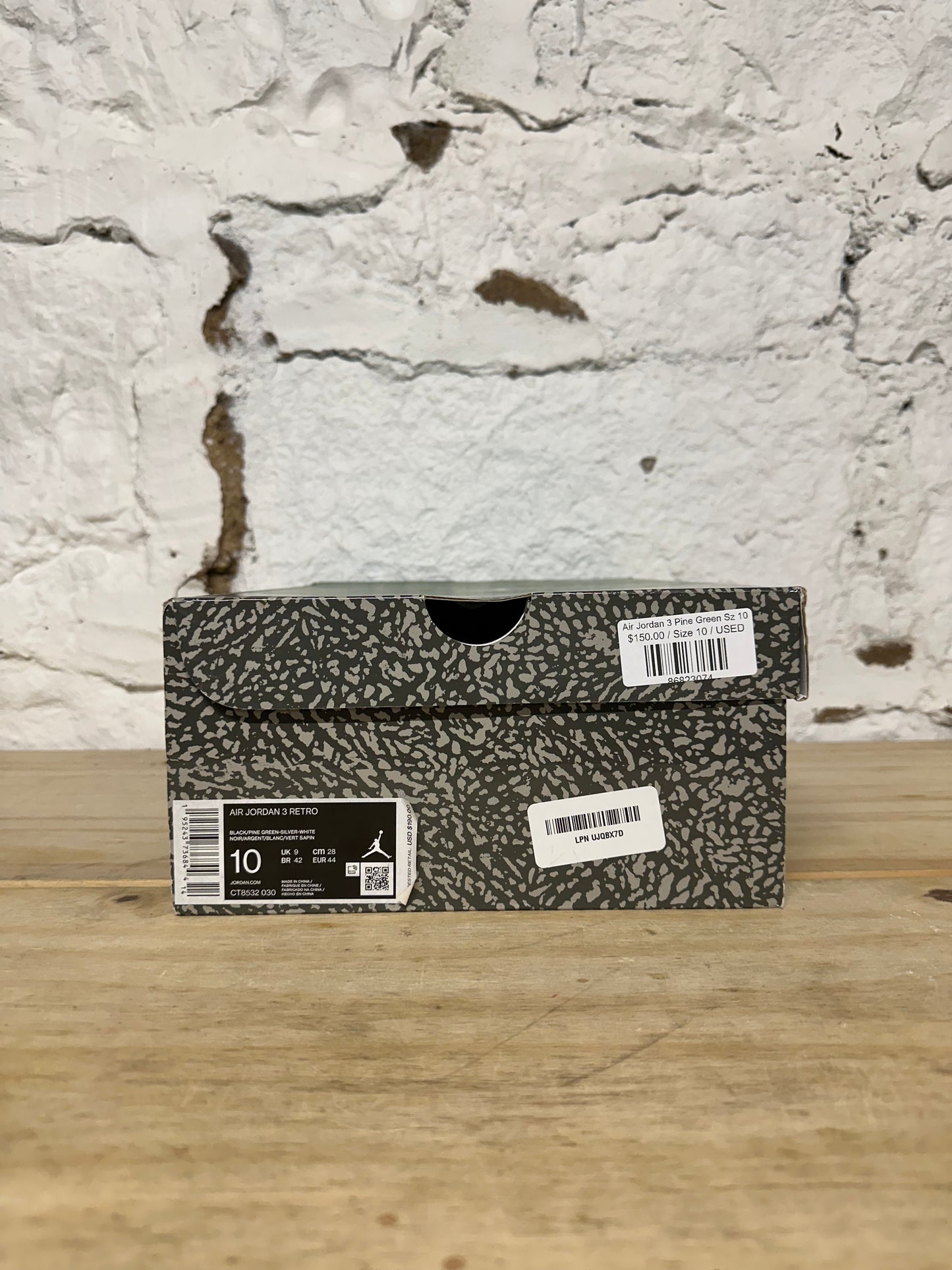 Air Jordan 3 Pine Green Sz 10