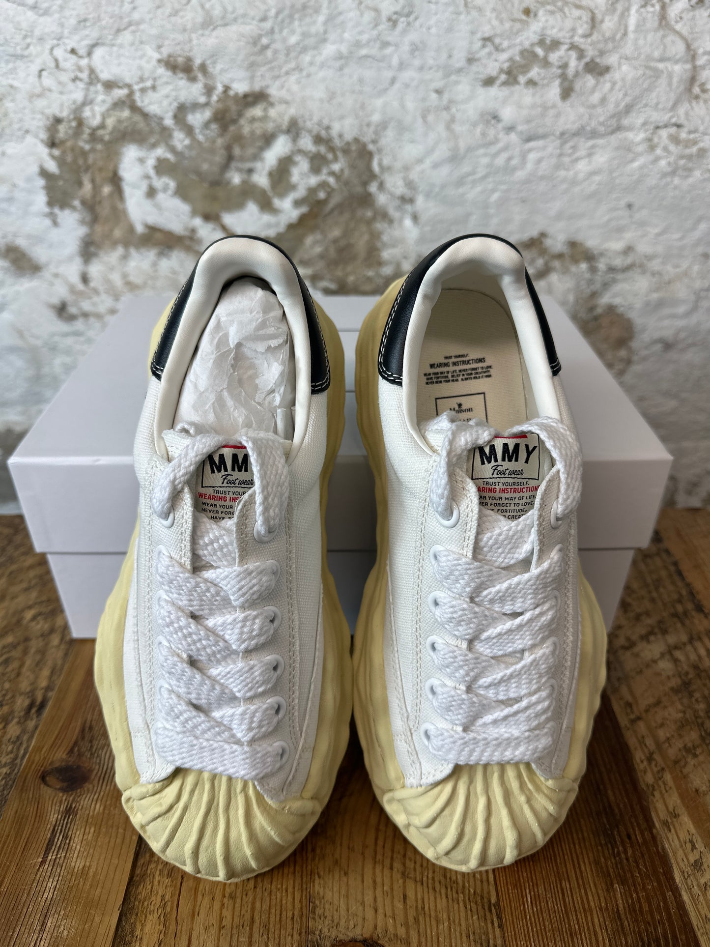 Maison Mihara Blakey Black Cream Sneaker Sz 7 (40) D$