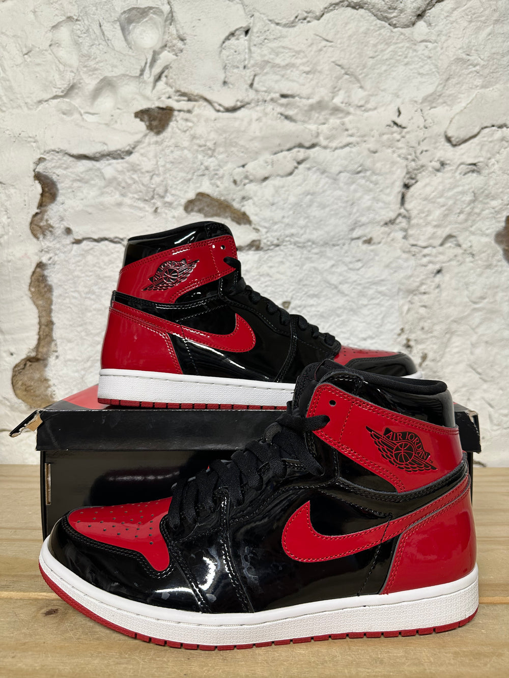 Air Jordan 1 High Patent Bred Sz 10.5