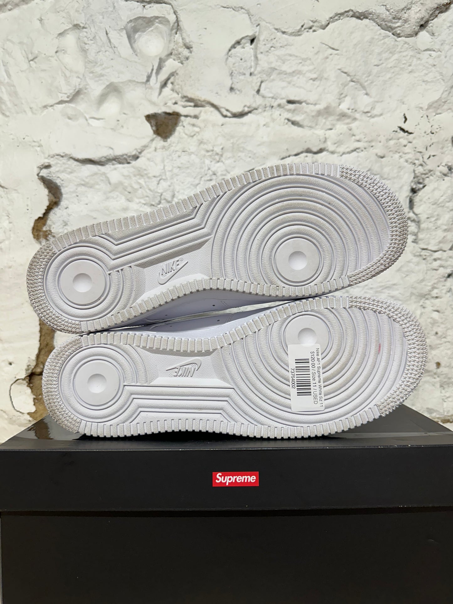 Nike Air Force 1 Low Supreme White Sz 11