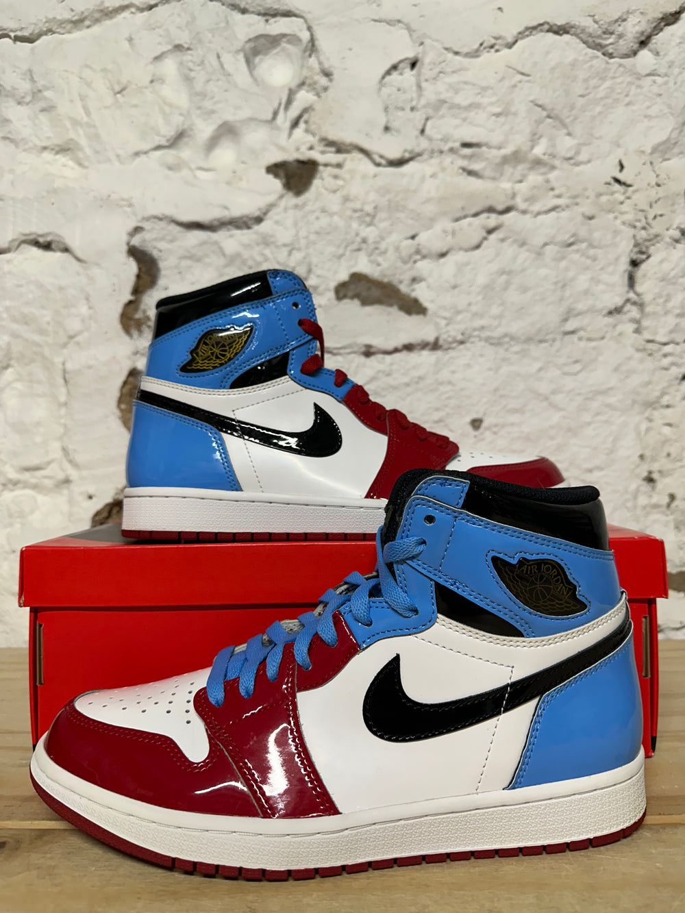 Air Jordan 1 High Fearless UNC Chicago Sz 9