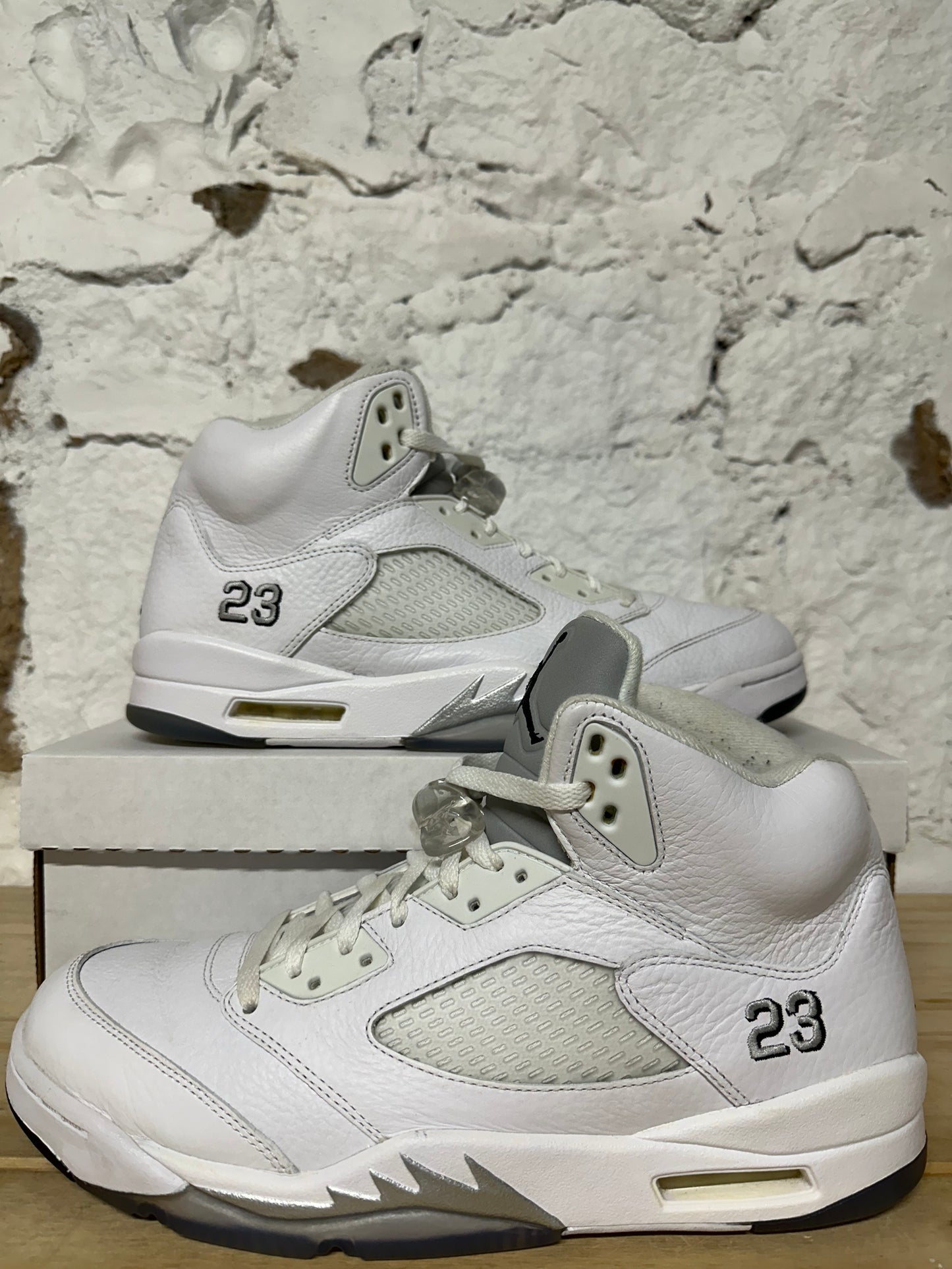 Air Jordan 5 White Metallic Sz 11.5