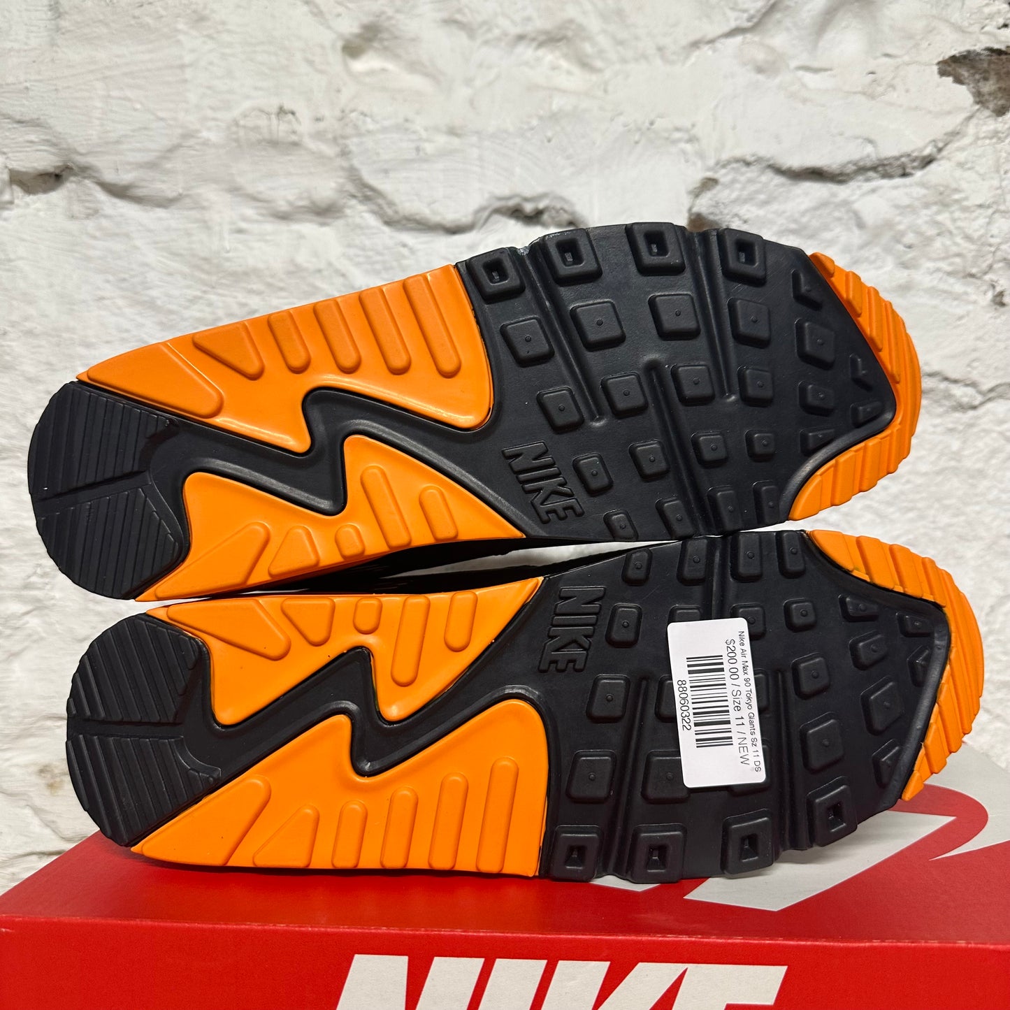 Nike Air Max 90 Tokyo Giants Sz 11 DS