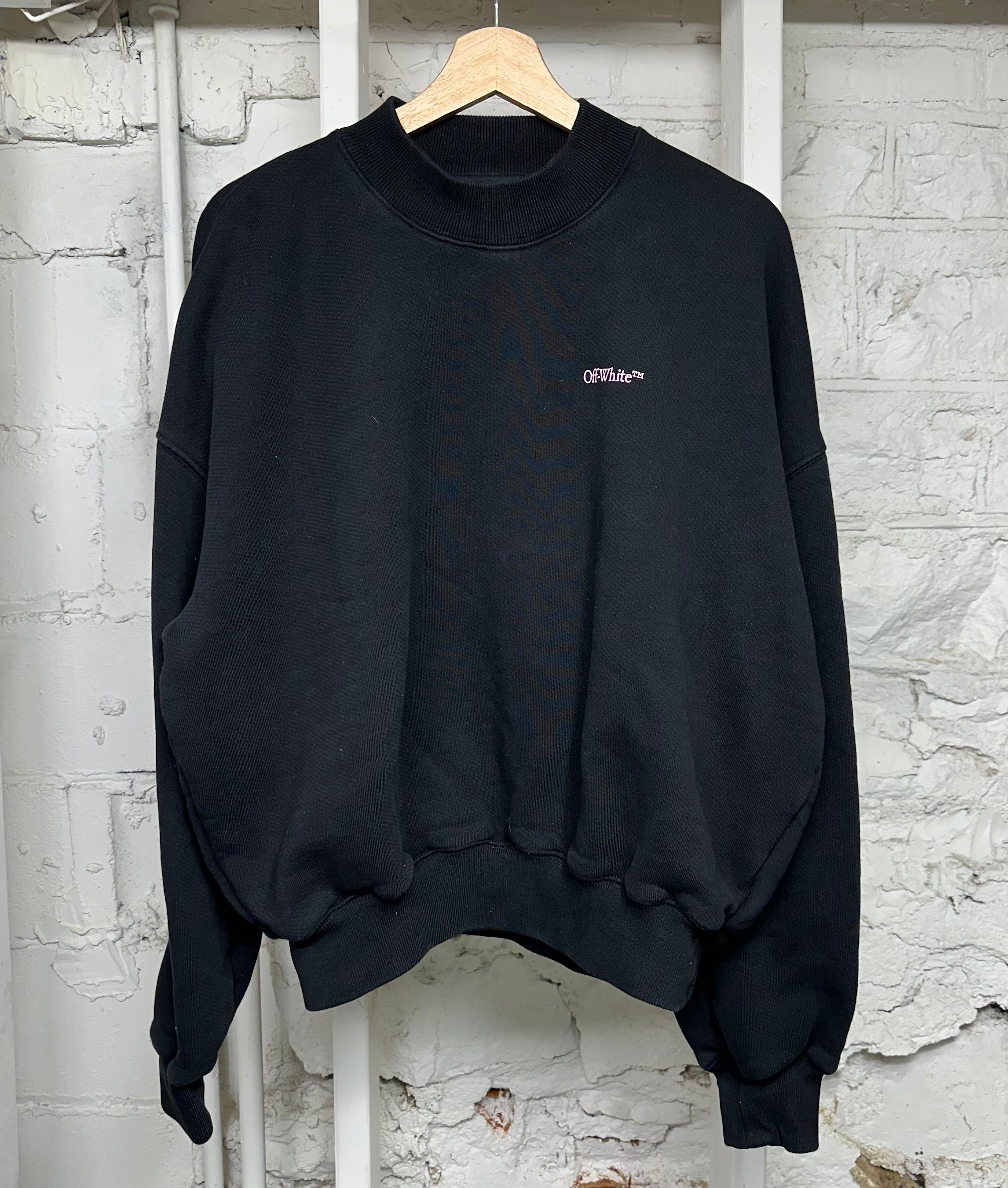 Off-White Faded Pink Arrow Black Crewneck Sz XS