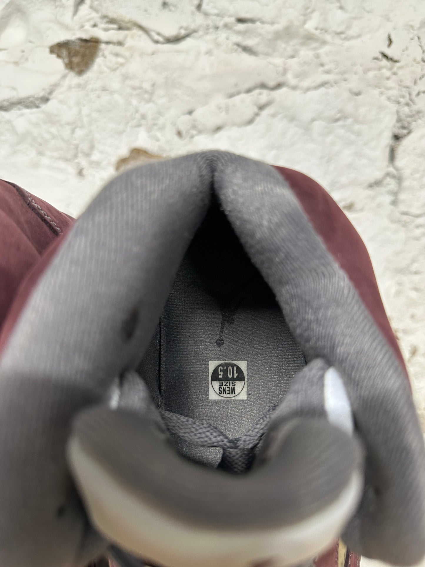 Air Jordan 5 Burgundy Sz 10.5