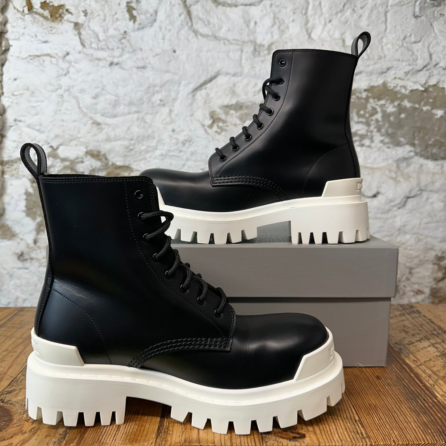 Balenciaga Black White Strike Boot Sz 5.5 (37.5)