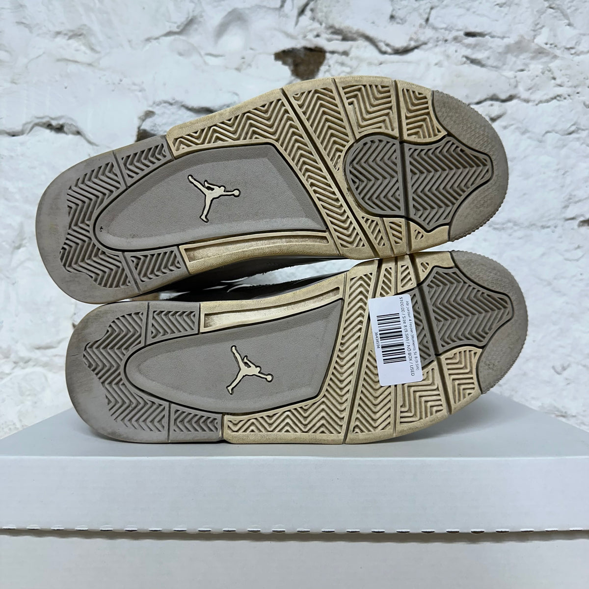 Air Jordan 4 Frozen Moments Sz 8 (9.5W)