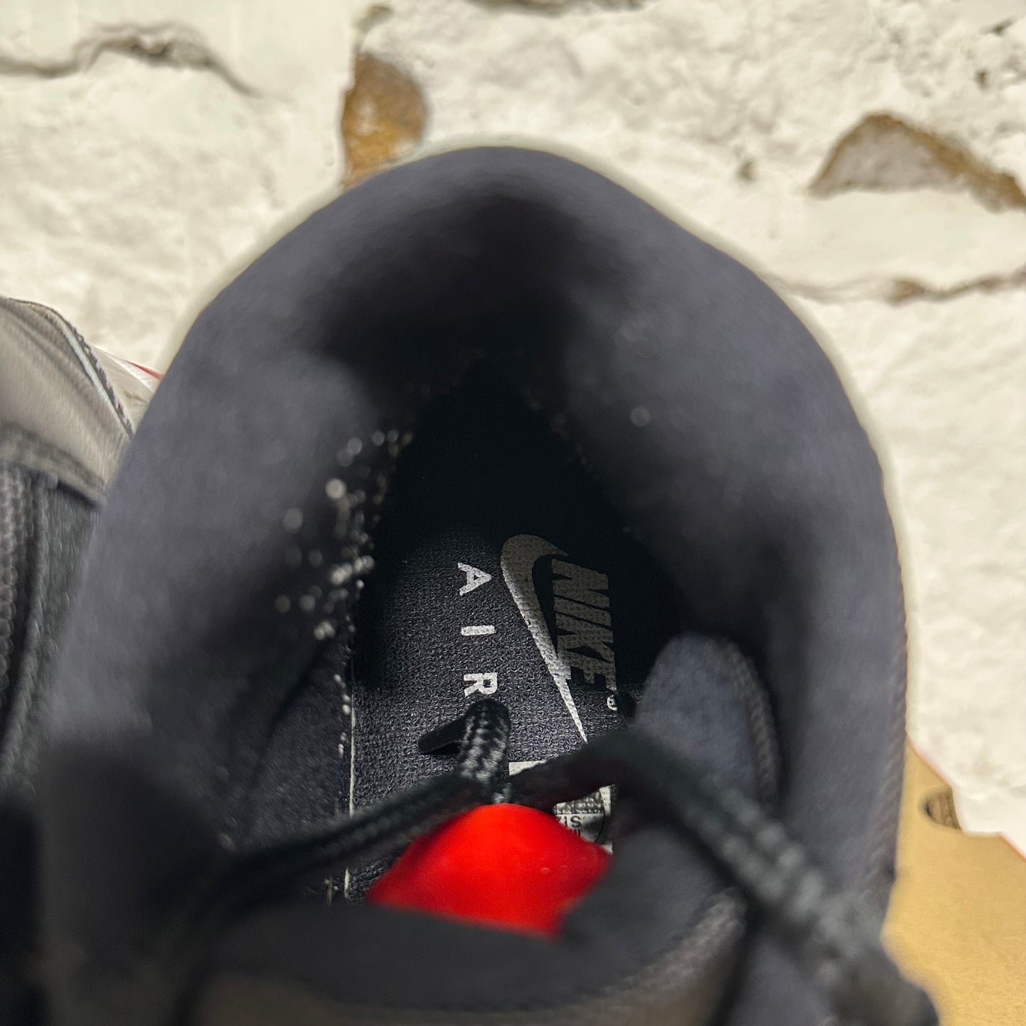 Air Jordan 11 High Bred (2019) Sz 8