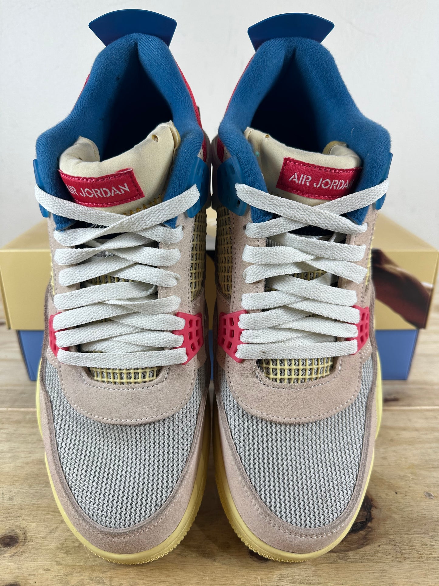 Air Jordan 4 Union Guava Ice Sz 11