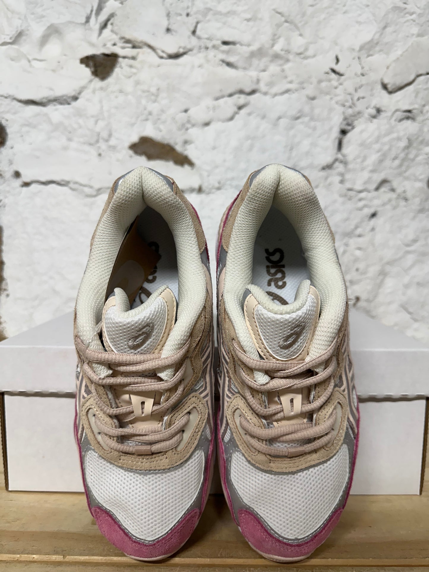 Asics Gel-NYC Cream Mineral Beige Pink Sz 6 DS