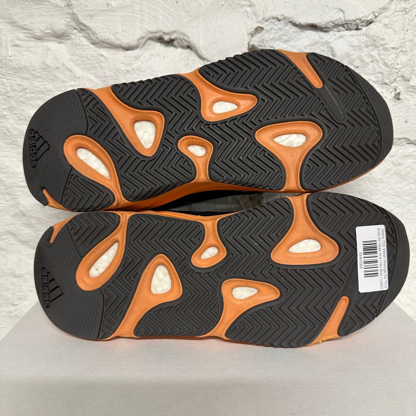 Yeezy 700 Wash Orange Sz 10.5