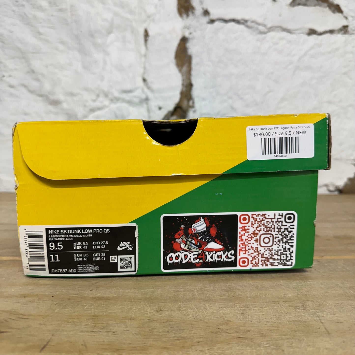 Nike SB Dunk Low FTC Lagoon Pulse Sz 9.5 DS