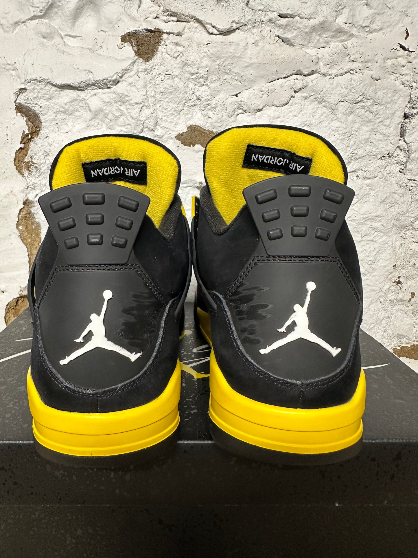 Air Jordan 4 Thunder Sz 13