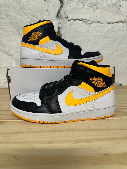 Air Jordan 1 Mid Laser Orange Black Sz 6.5 (8W)