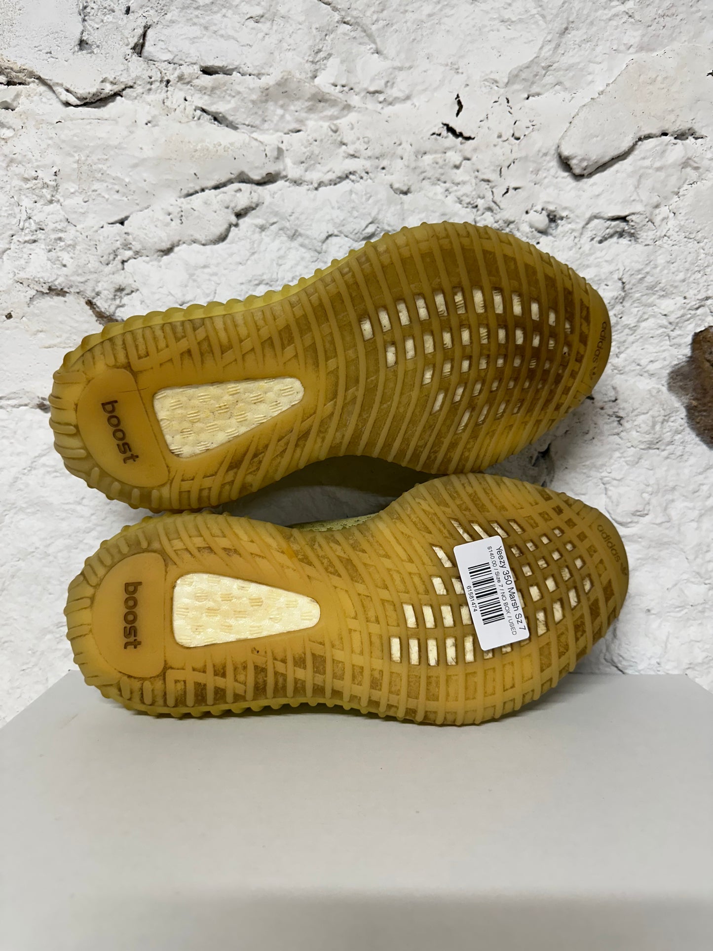 Yeezy 350 V2 Marsh Sz 7