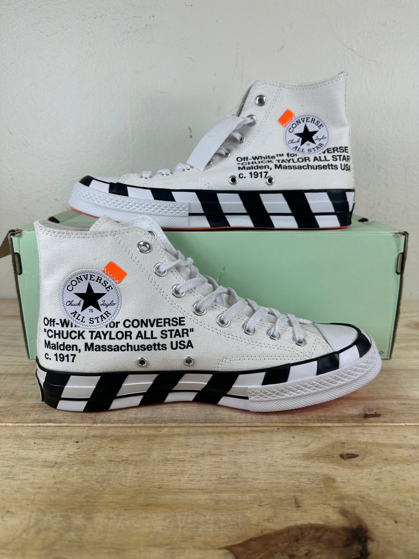 Converse Chuck Taylor All Star 70 Hi Off-White Sz 8