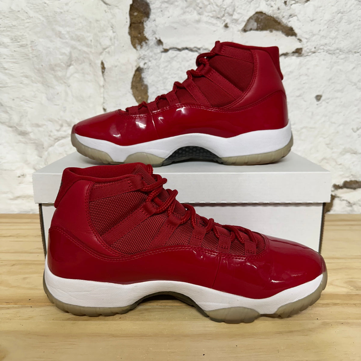 Air Jordan 11 High Win Like 96 Sz 9.5