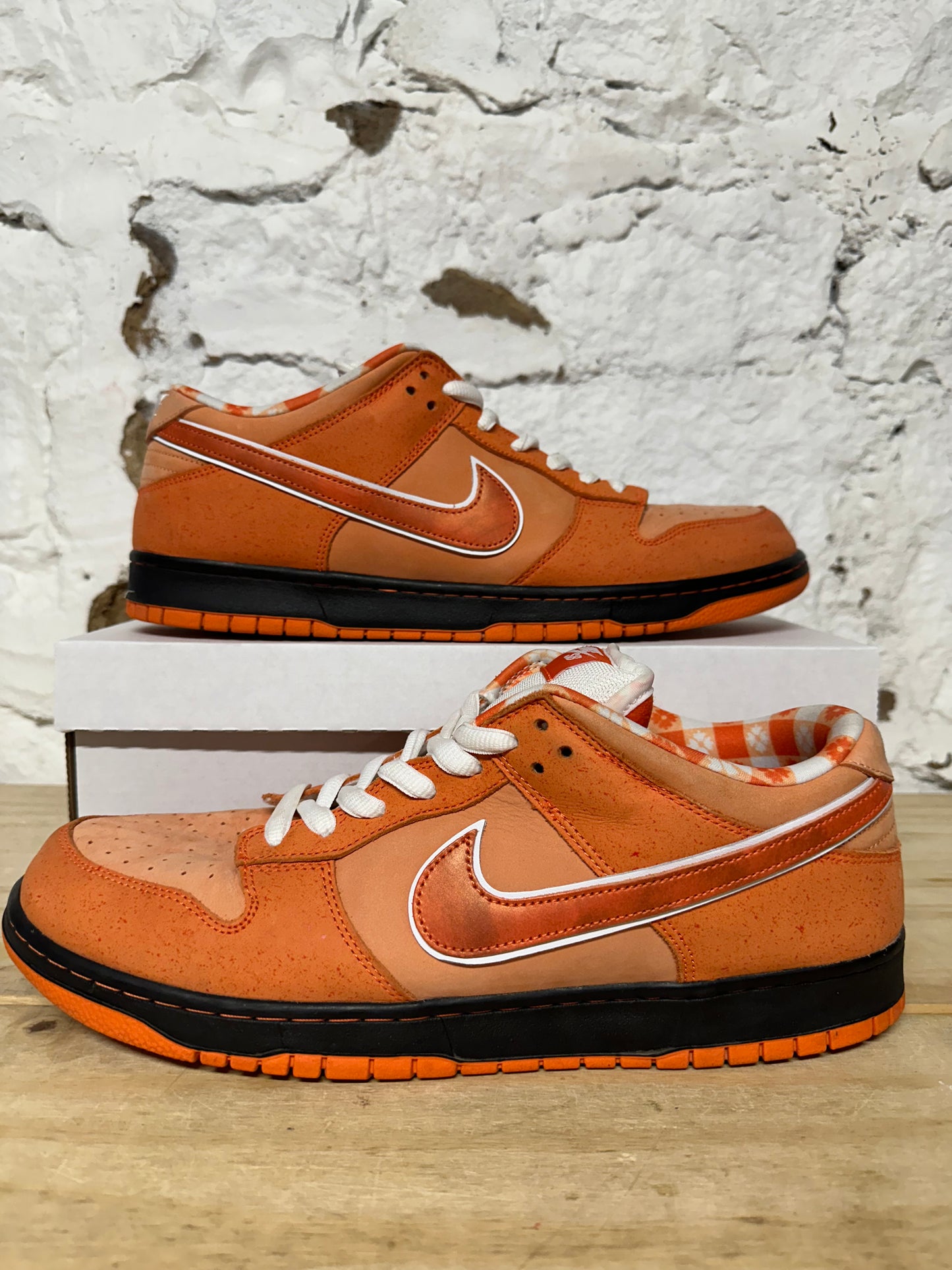 Nike SB Dunk Low Orange Lobster Sz 14
