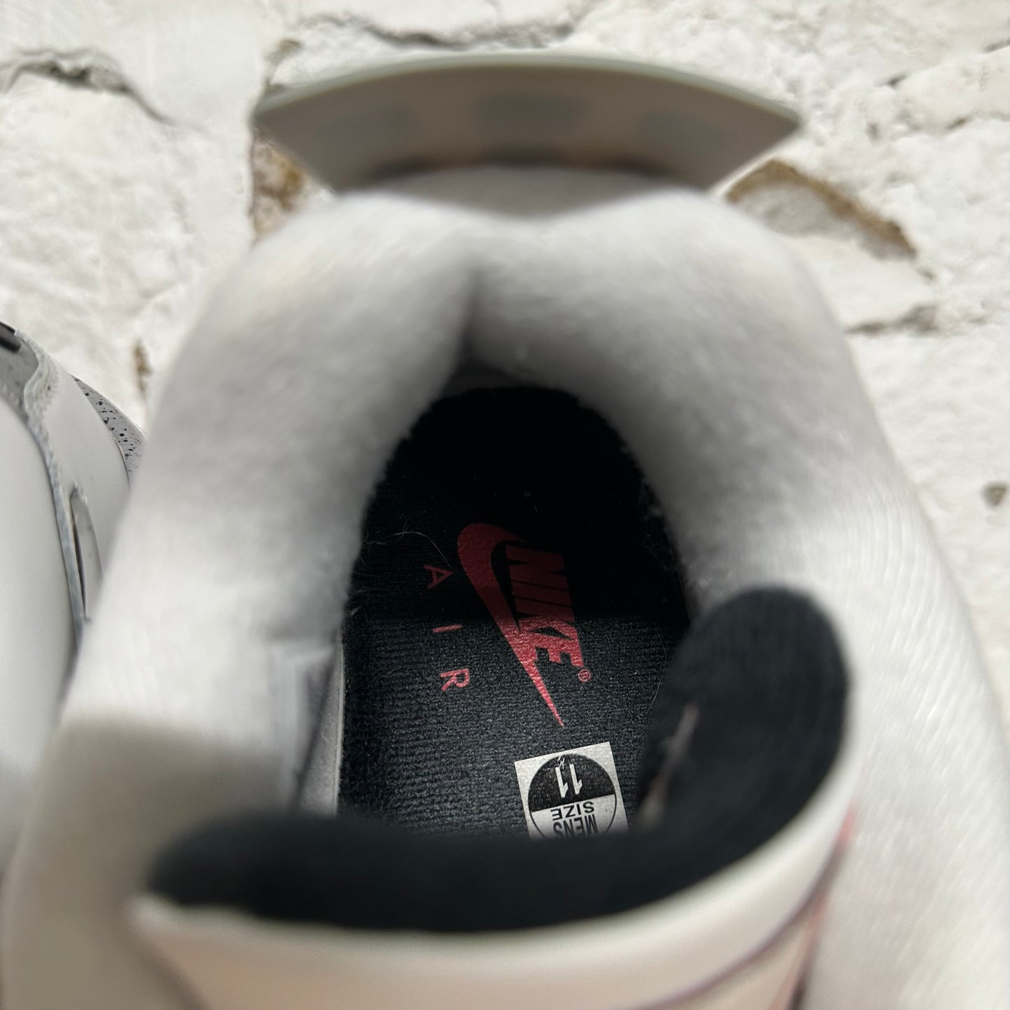 Air Jordan 4 White Cement (2025) Sz 11