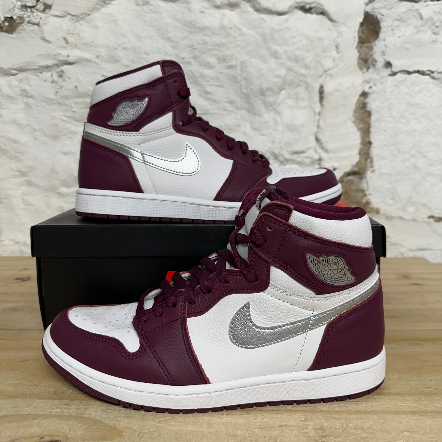 Air Jordan 1 High Bordeaux Sz 8.5