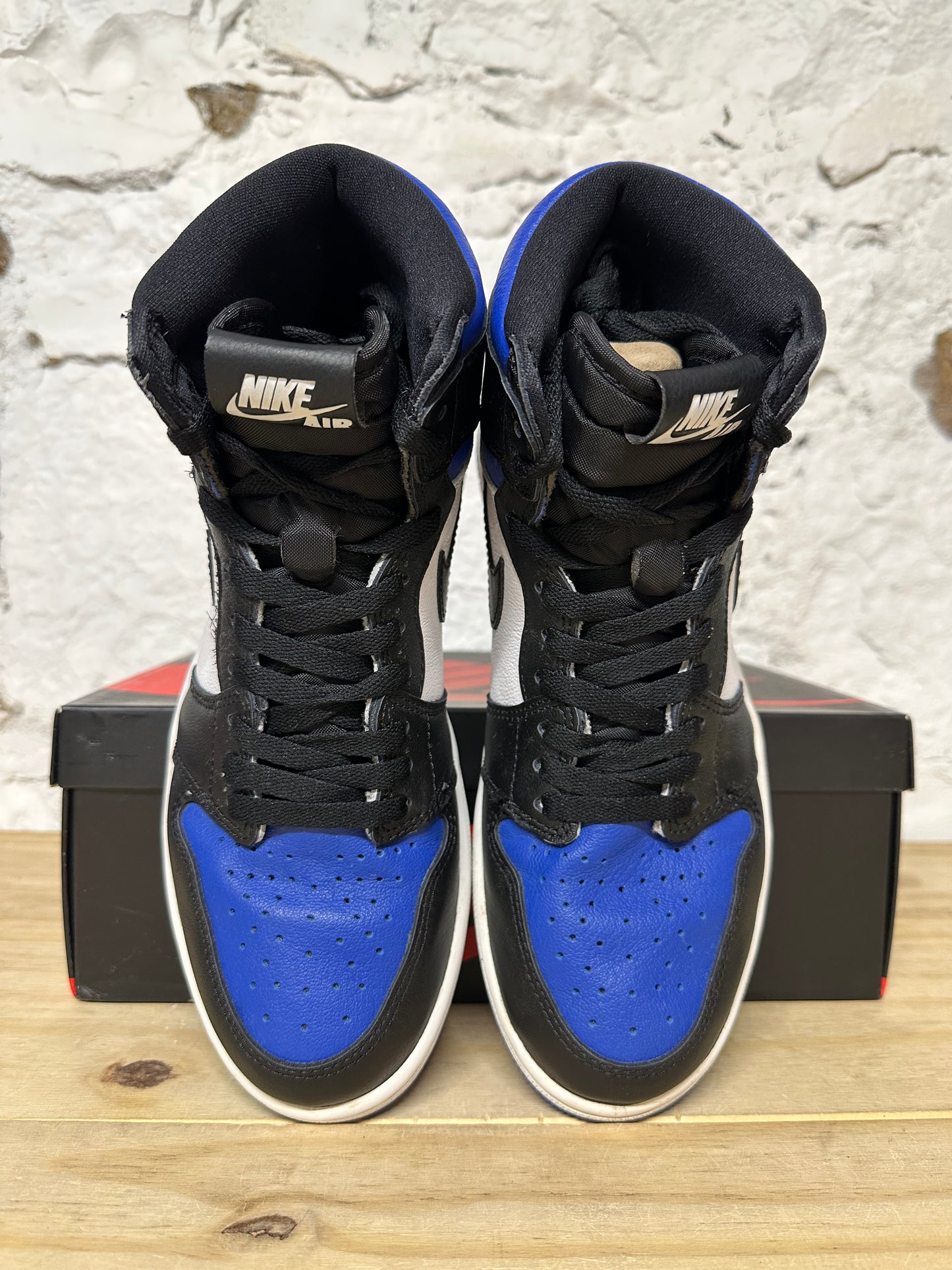 Air Jordan 1 High Royal Toe Sz 8.5