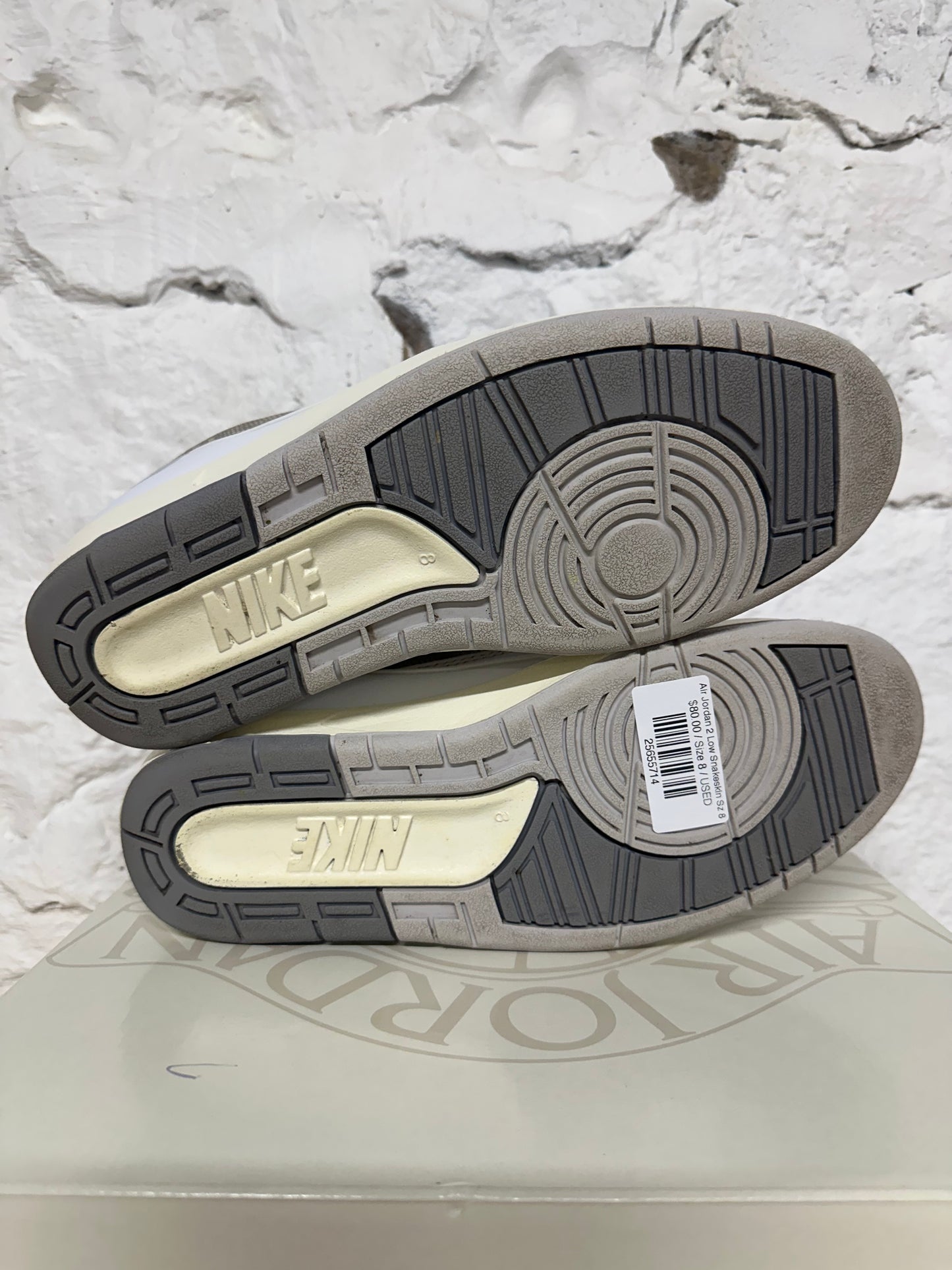 Air Jordan 2 Low Snakeskin Sz 8