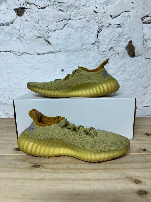 Yeezy 350 V2 Marsh Sz 7