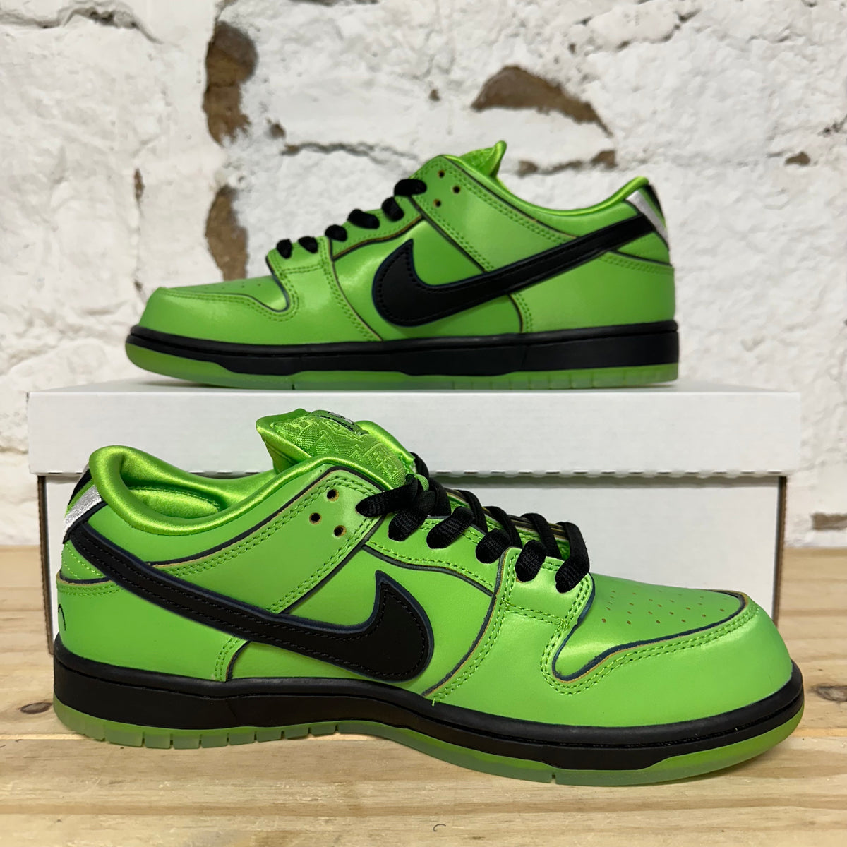 Nike SB Dunk Low Powerpuff Girls Buttecup Sz 9 DS
