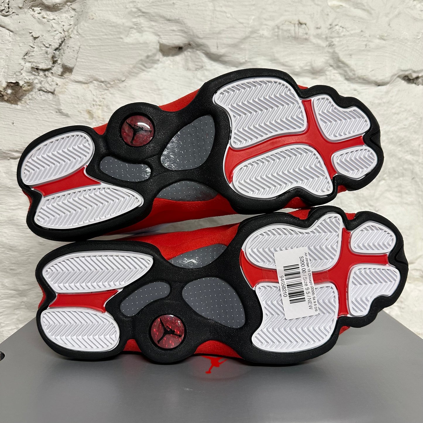 Air Jordan 13 Chicago (2026) Sz 9.5 DS