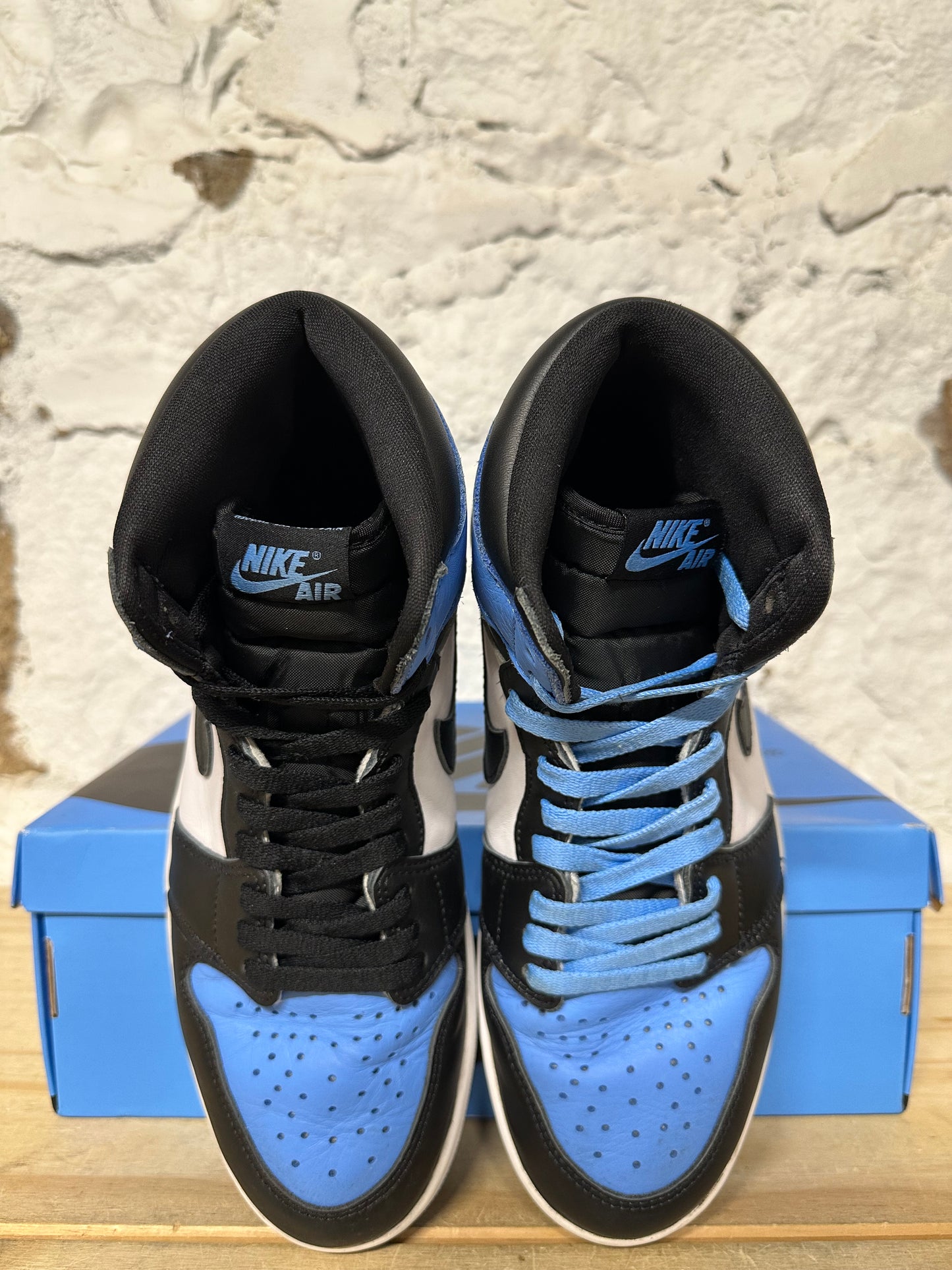 Air Jordan 1 High UNC Toe Sz 9.5