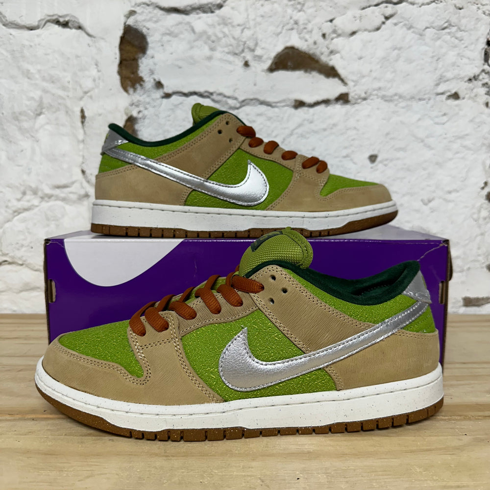 Nike SB Dunk Low Escargot Sz 10 DS