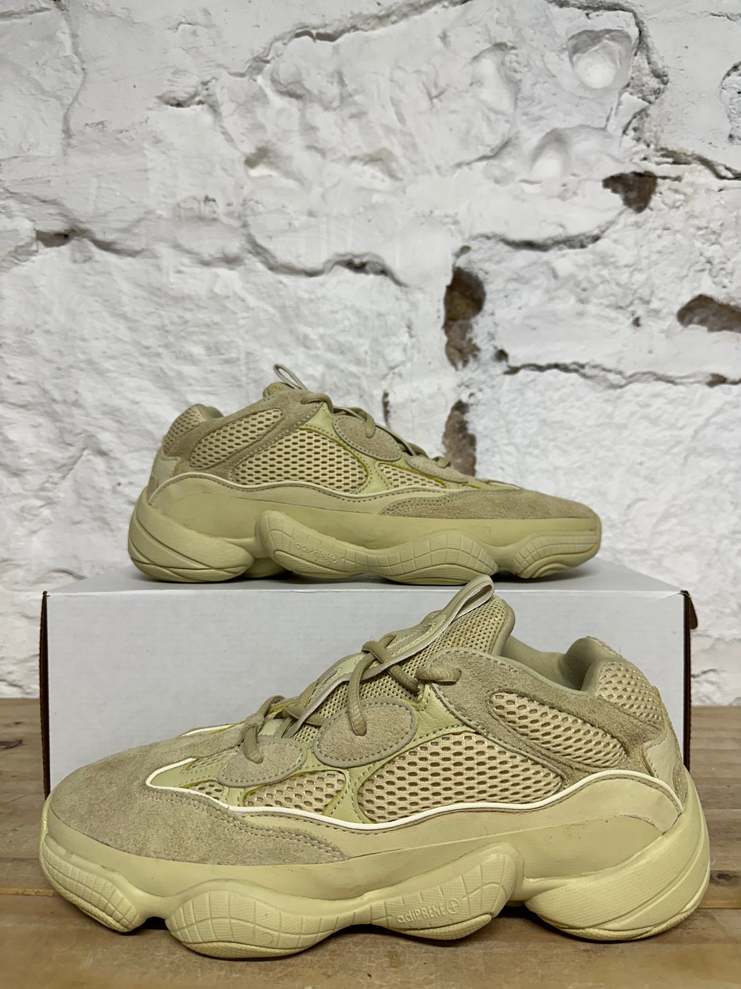 Yeezy 500 Super Moon Yellow Sz 9.5