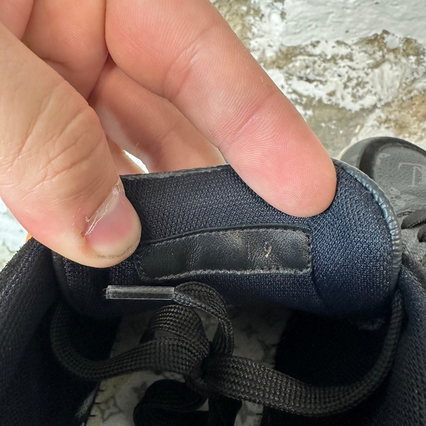 Louis Vuiitton Graphite Trainer Sz 10.5 (9LV) (No Insoles)