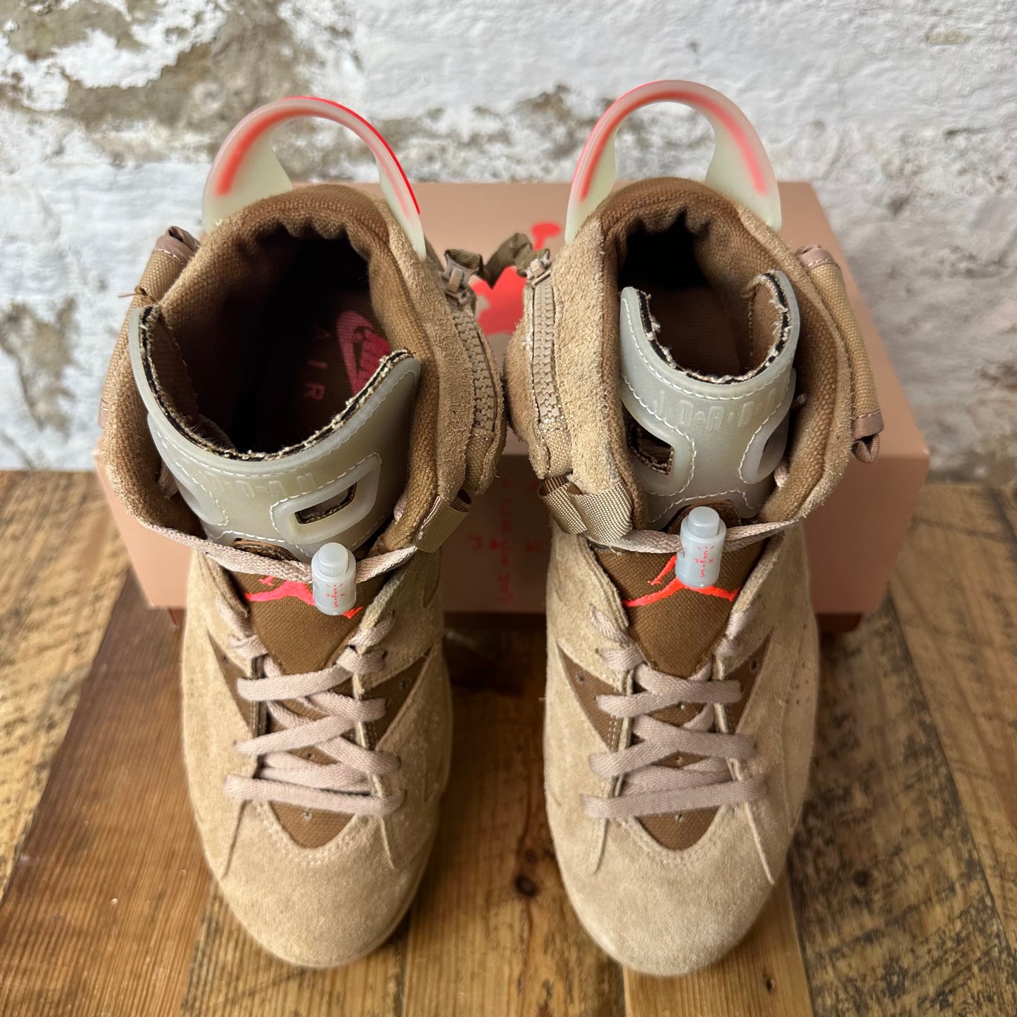 Air Jordan 6 Travis Scott British Khaki Sz 9
