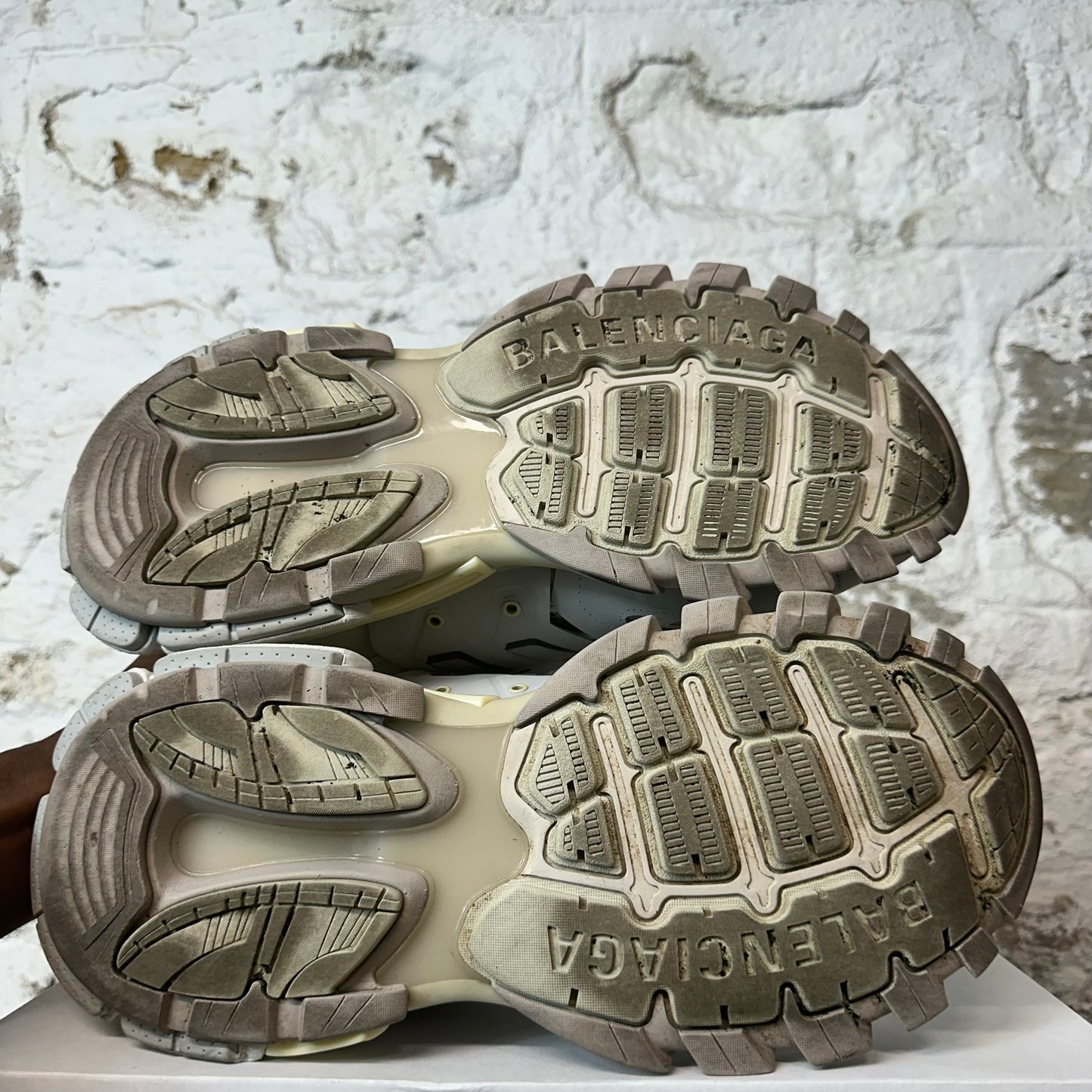 Balenciaga Track Runner Triple Grey LED Sneaker Sz 11 (44)