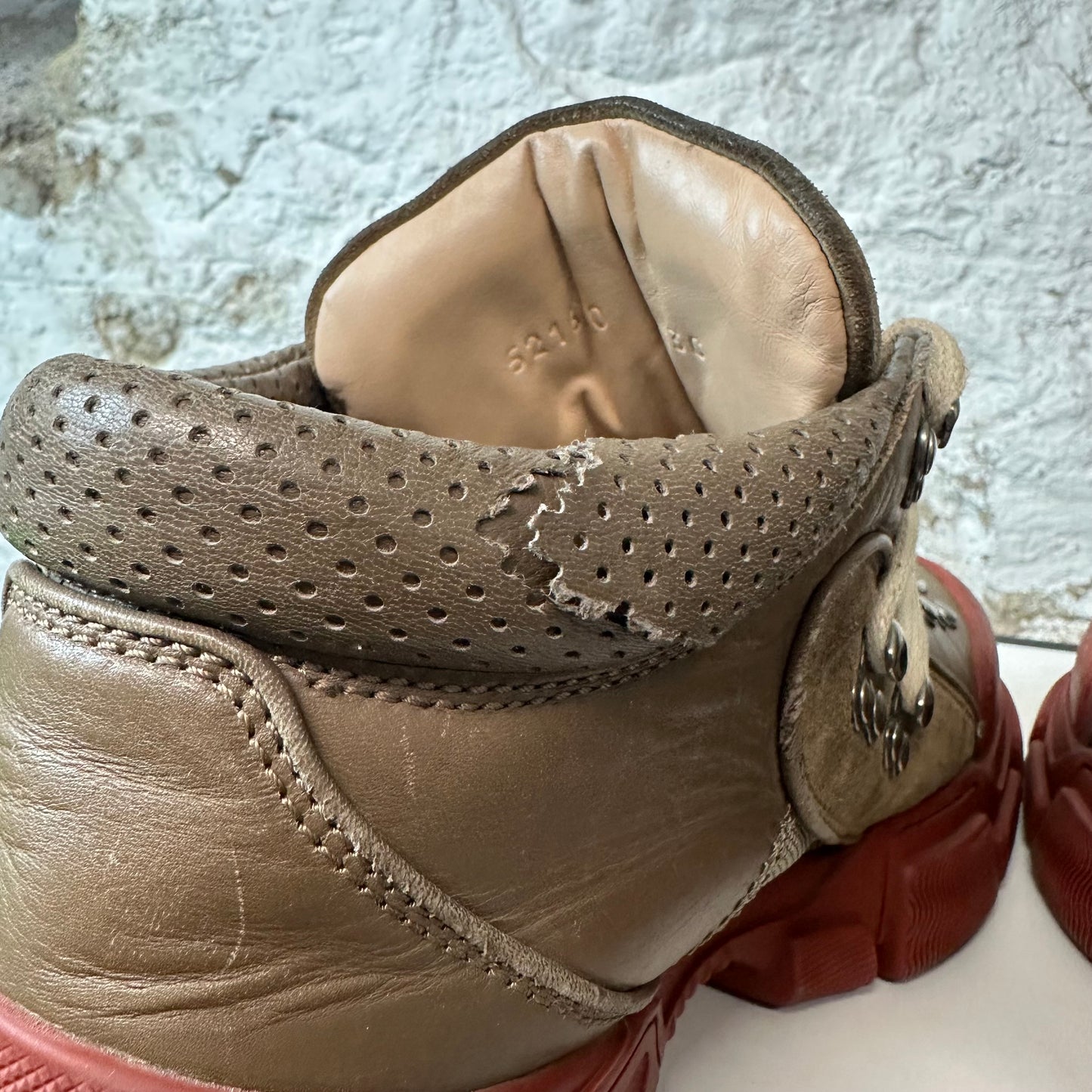 Gucci Flashtrek Brown Maroon Boot Sneaker Sz 7