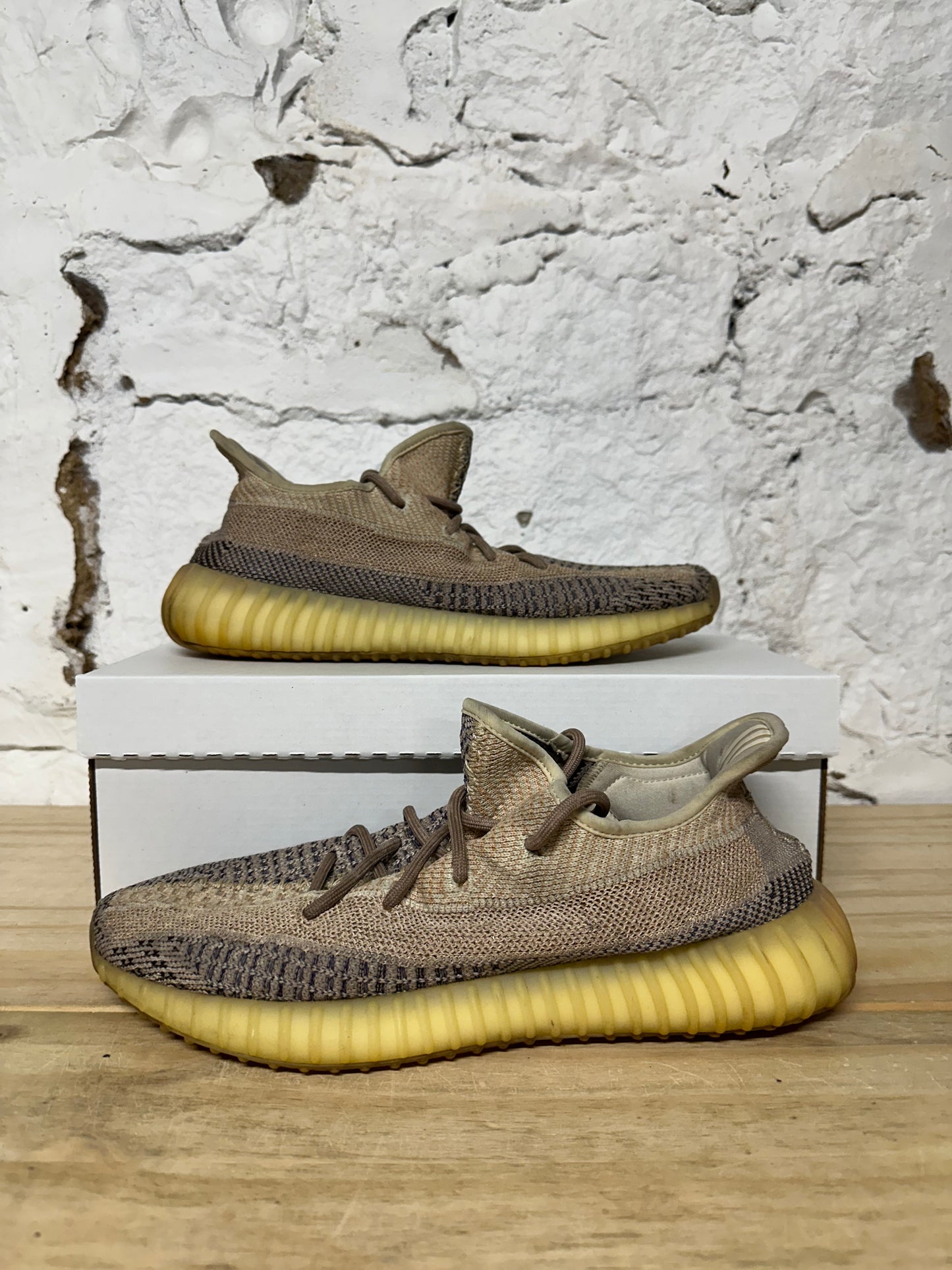 Yeezy 350 V2 Ash Pearl Sz 10