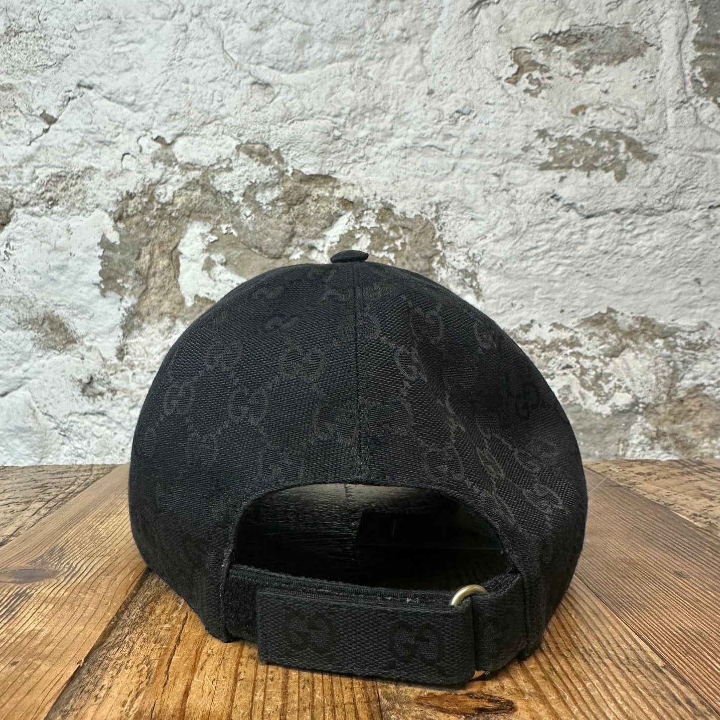 Gucci Circle Logo Black Monogram Hat Sz XL