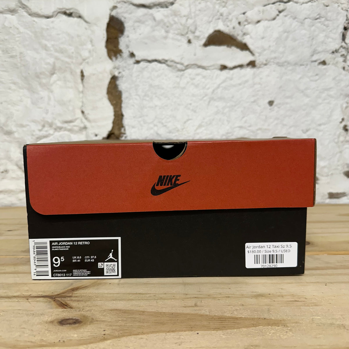 Air Jordan 12 Taxi Sz 9.5