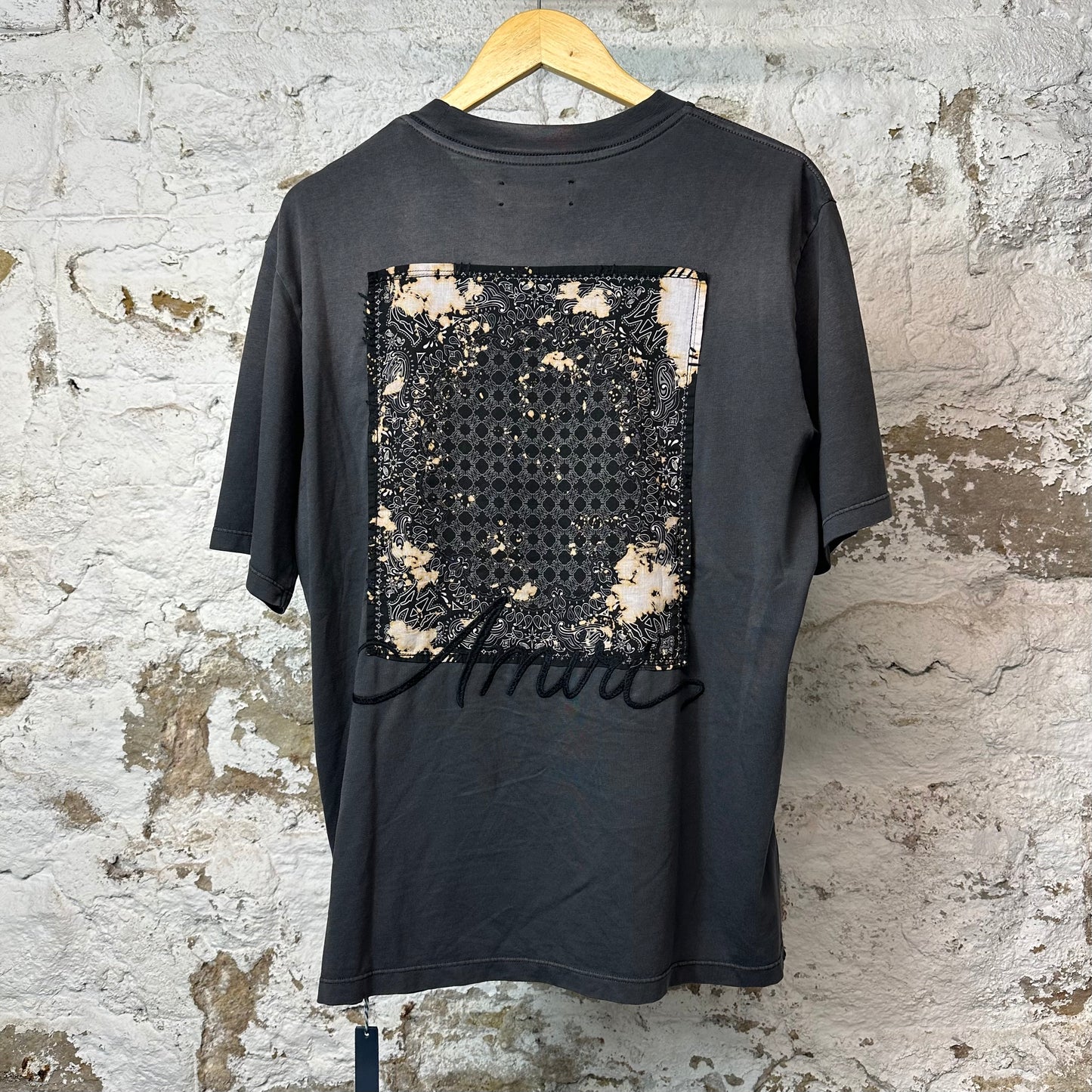 Amiri Bleach Bandana Patch T-shirt Gray Sz M DS