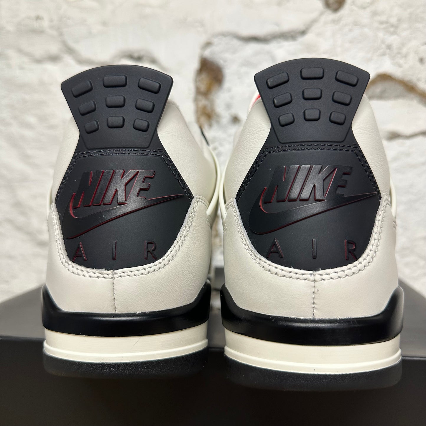 Air Jordan 4 Flight Club Sz 10.5