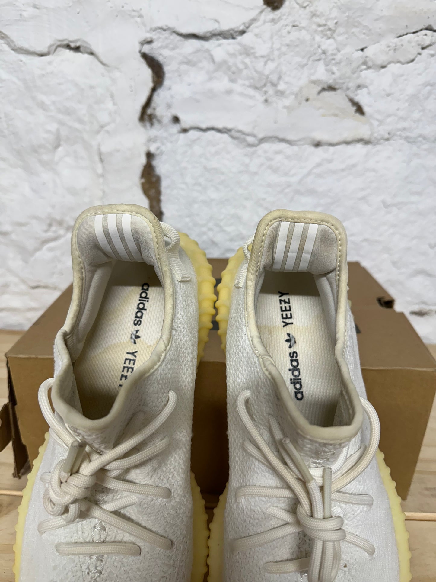 Yeezy 350 V2 Cream Sz 11