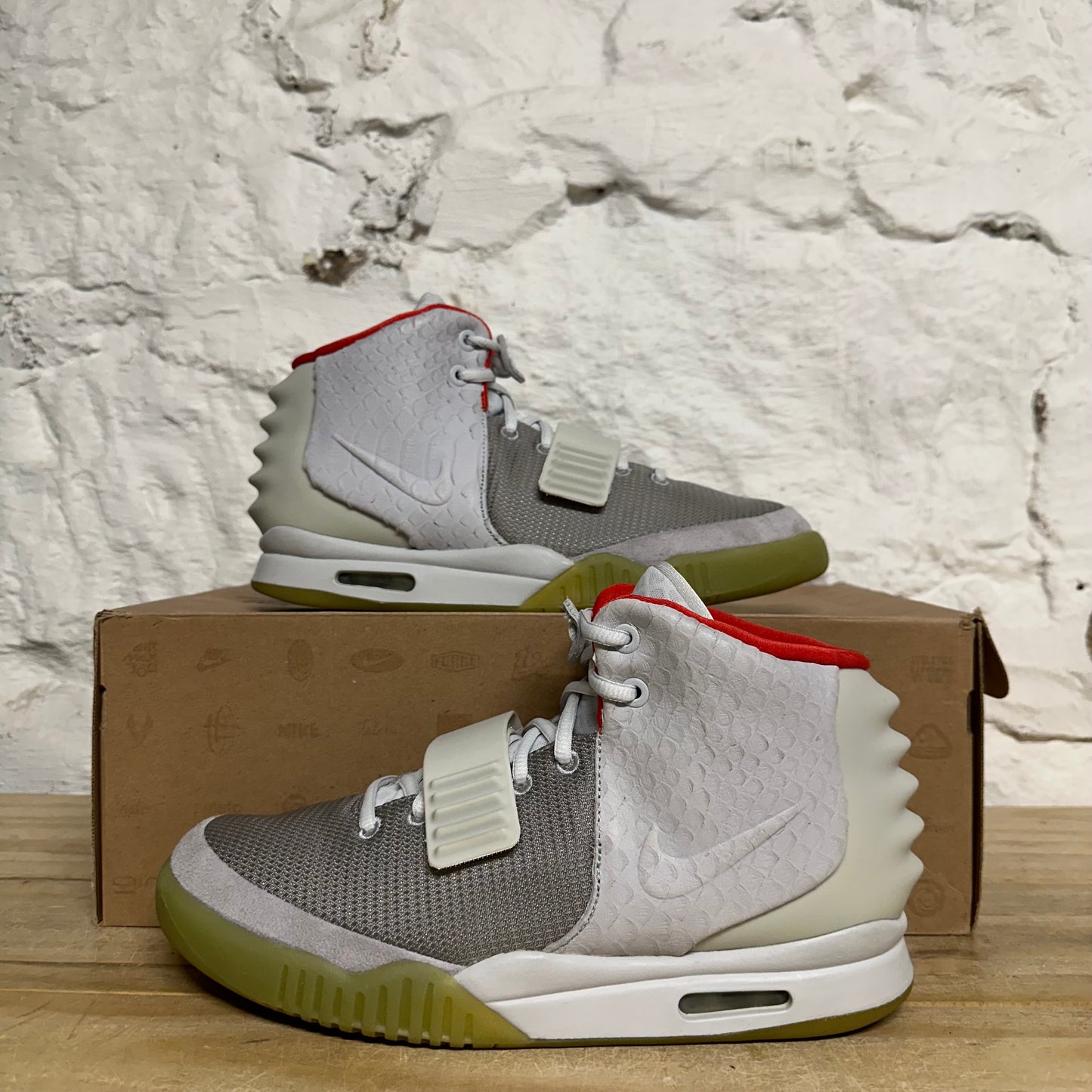 Nike Air Yeezy 2 Pure Platinum Sz 10