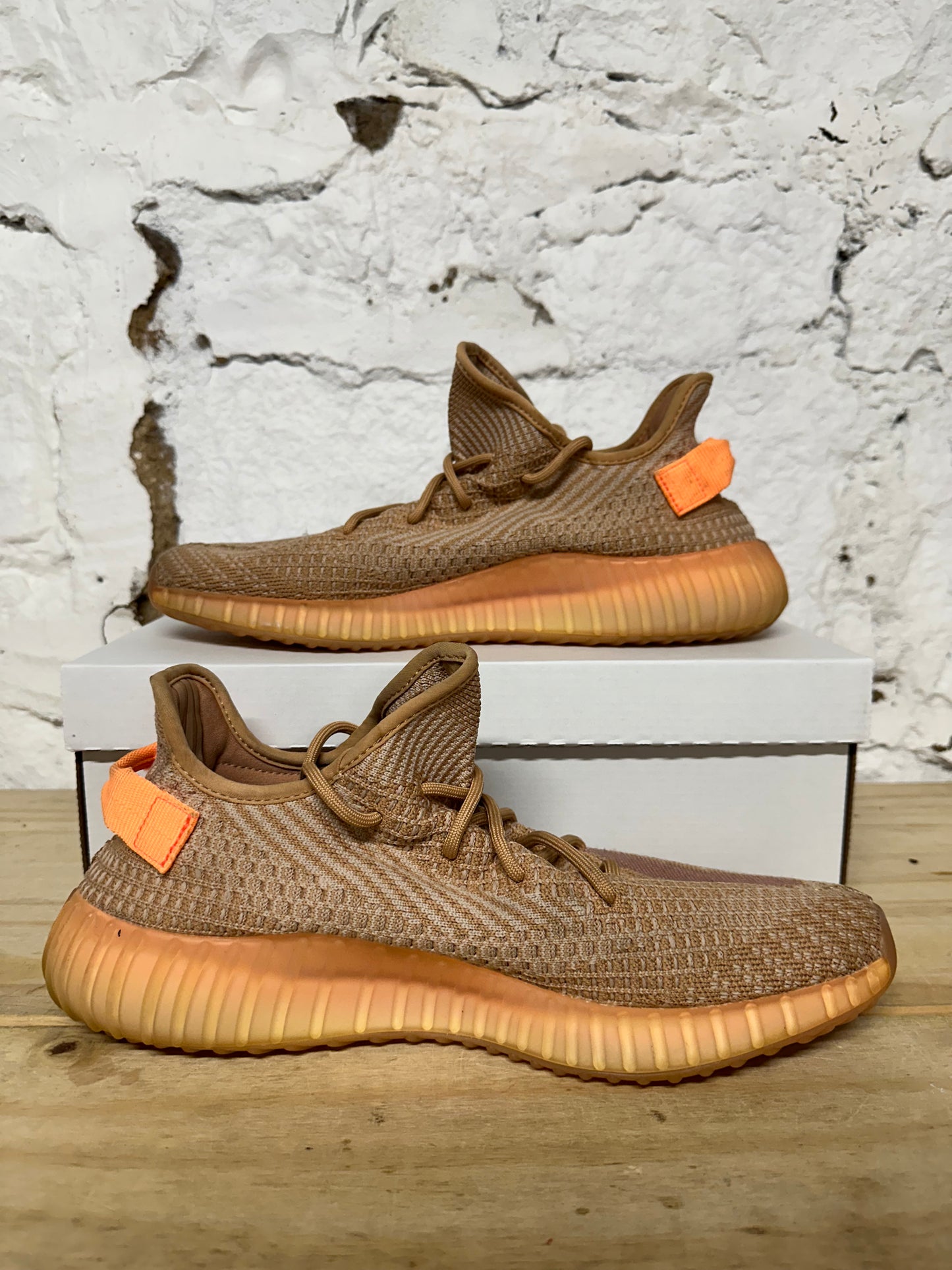 Yeezy 350 V2 Clay Sz 11