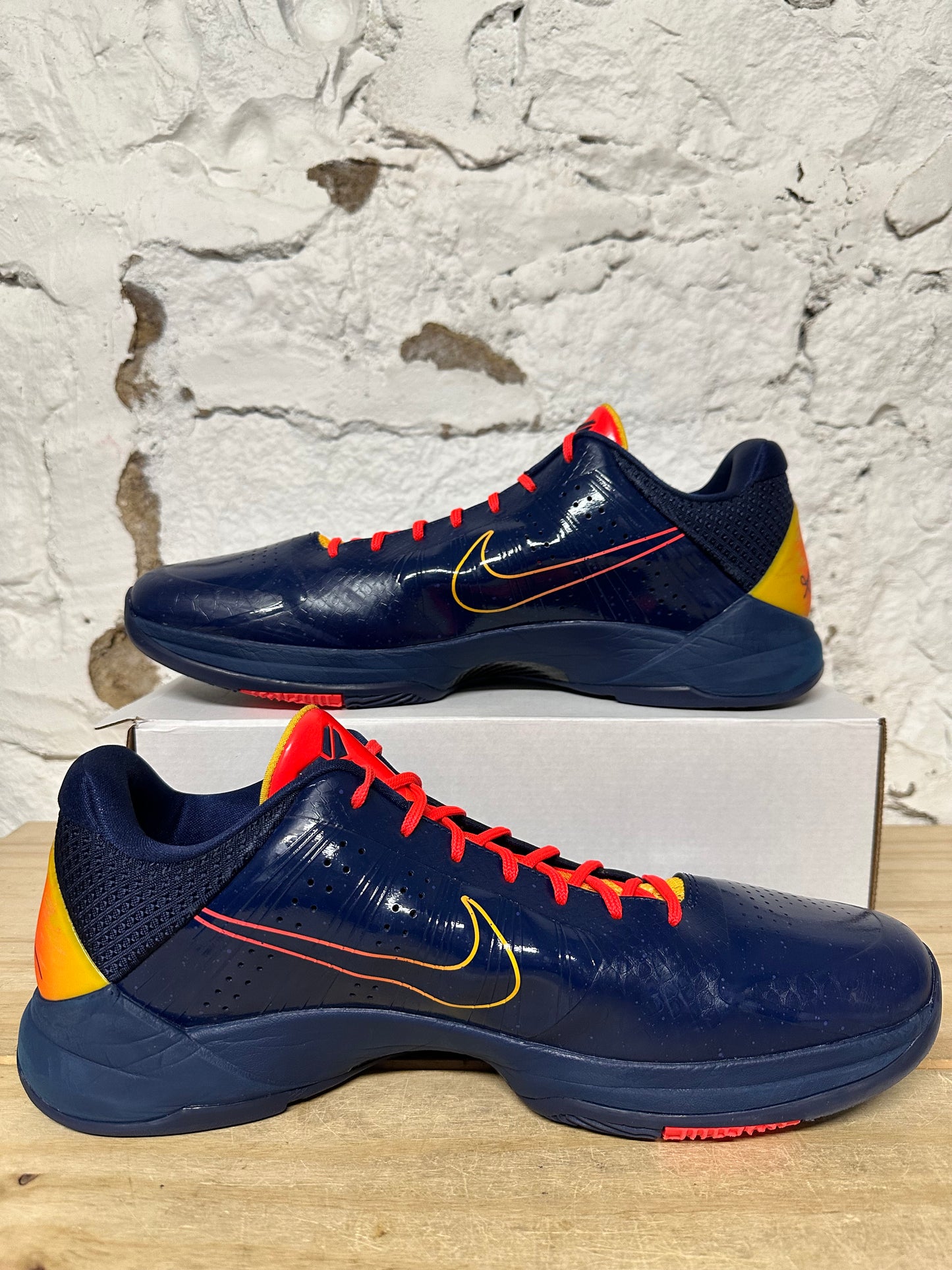 Nike Kobe 5 Protro Caitlin Clark Indiana Fever Sz 16